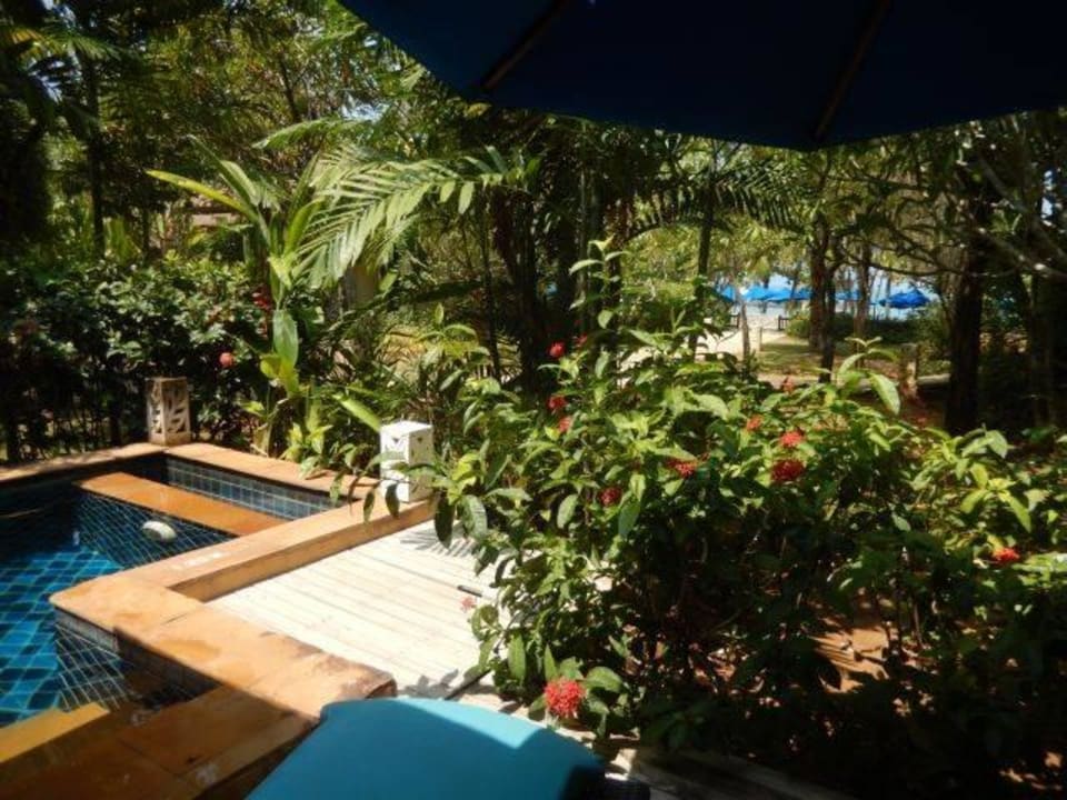 Bereich um die Poolvilla Seaview Khao Lak Resort