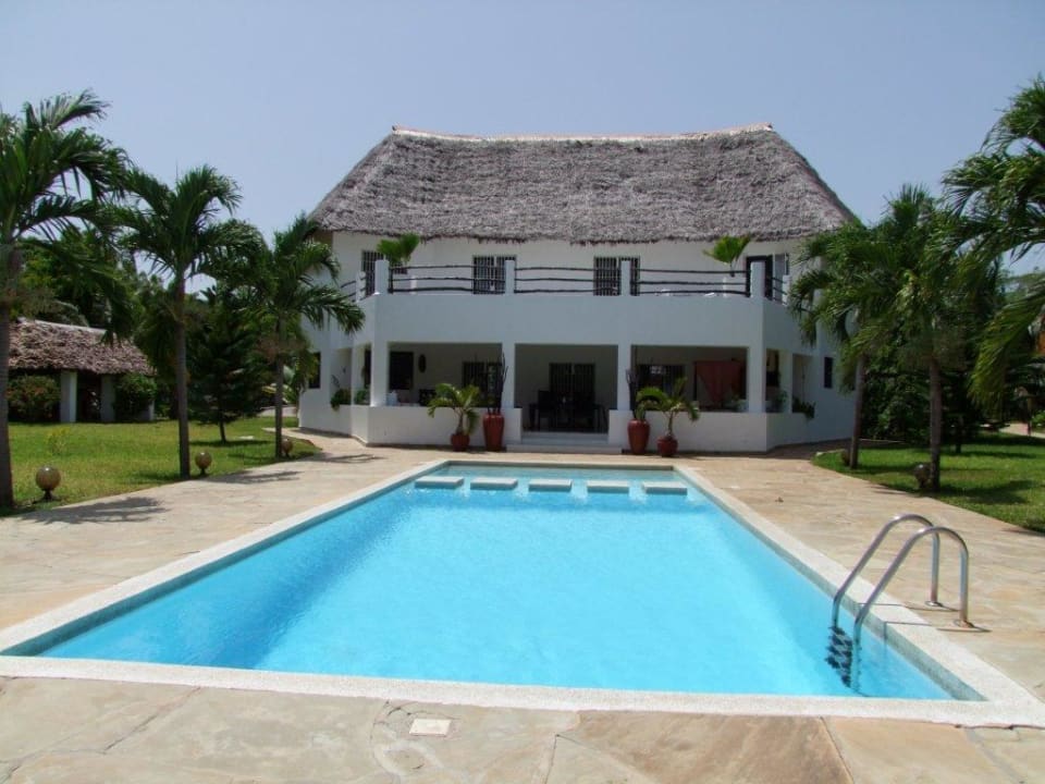 Das Haus Hotel Karibuni Rafiki Beach Resort