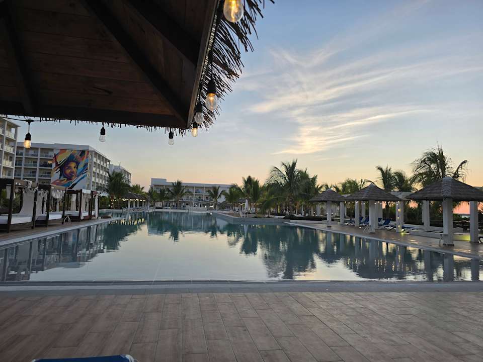 Pool The One Gallery Resort