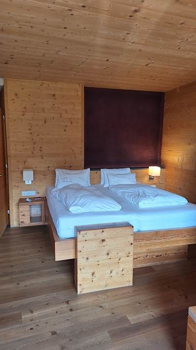 Zimmer Holzhotel Forsthofalm