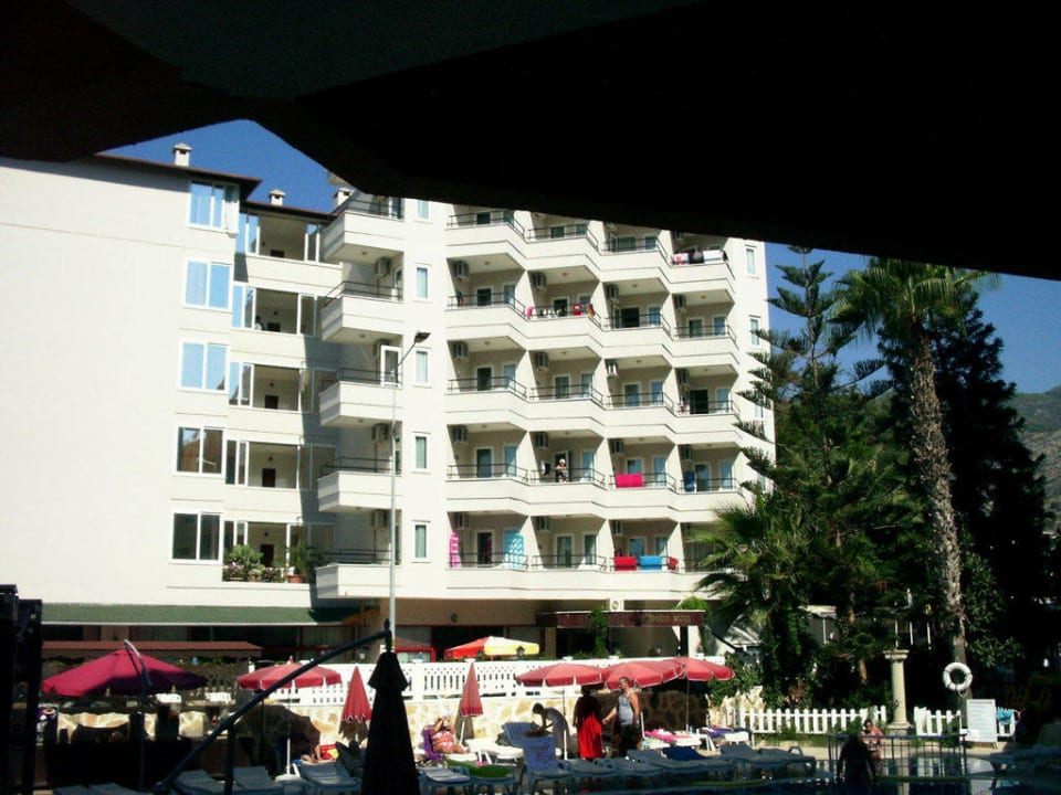 Seitenansicht Hatipoglu Beach Hotel