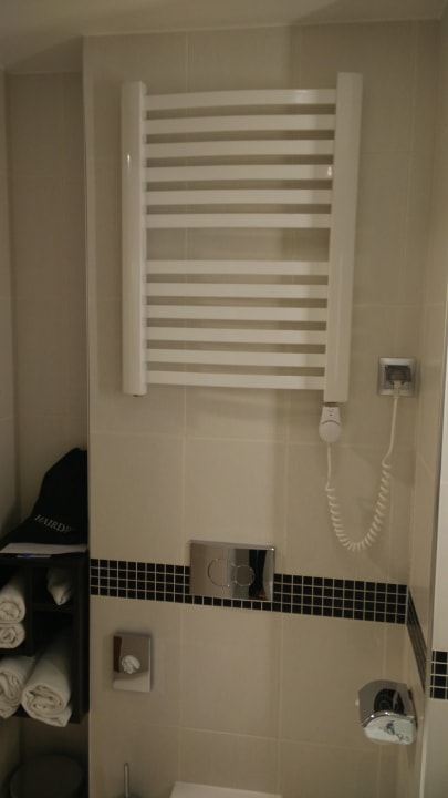 Zimmer Hampton by Hilton Warsaw Airport