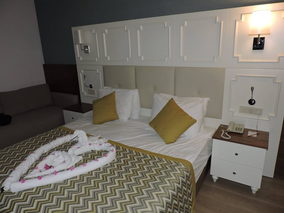 Riesenbett  Well Palace Side