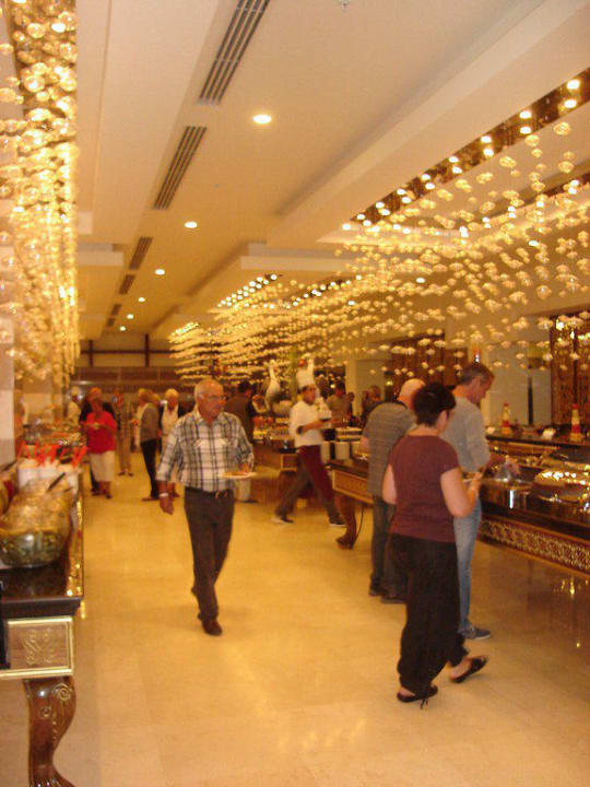 Buffet Diamond Excellence Resort & Spa