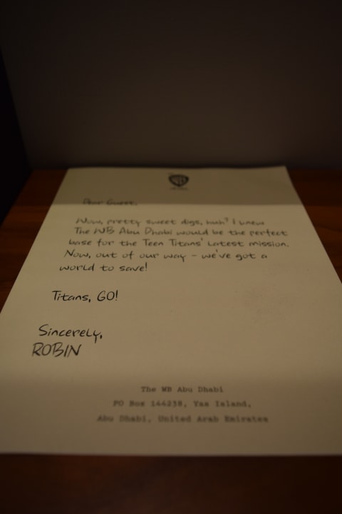 Zimmer The WB Abu Dhabi, Curio Collection By Hilton