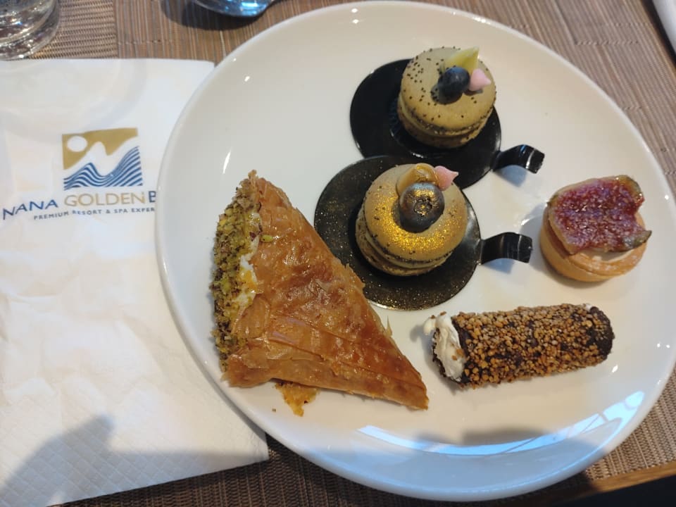 Gastro Nana Golden Beach