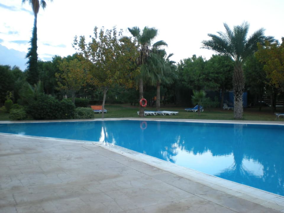 Der Ruhepool Club Turtas Beach Hotel