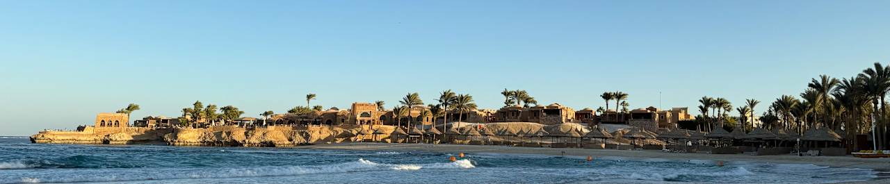 Außenansicht Mövenpick Resort El Quseir