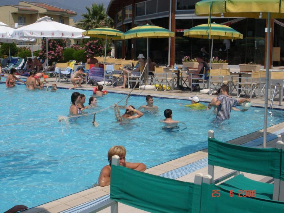 Wasserball  alltoura Club Hotel Poseidon Palace