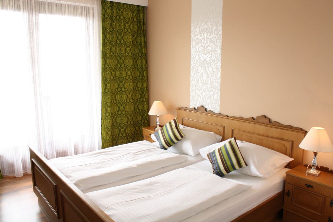 Doppelbettzimmer Gästehaus Falle-Greilacher