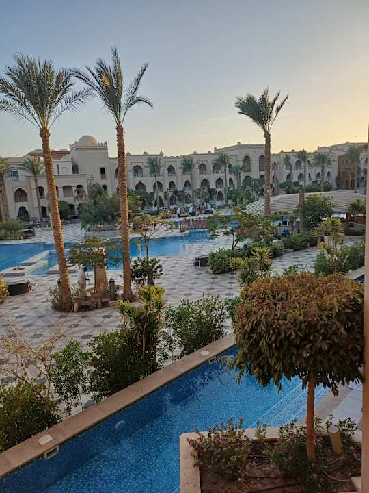 Außenansicht The Grand Palace - Adults only