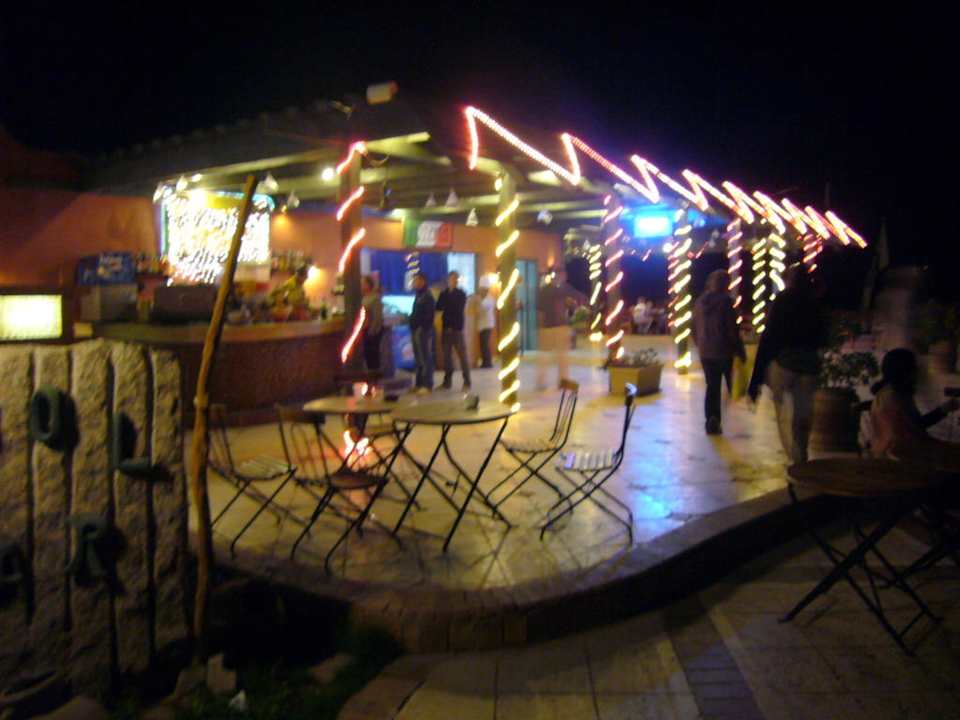 Pool bar Hotel Hauza Beach Resort