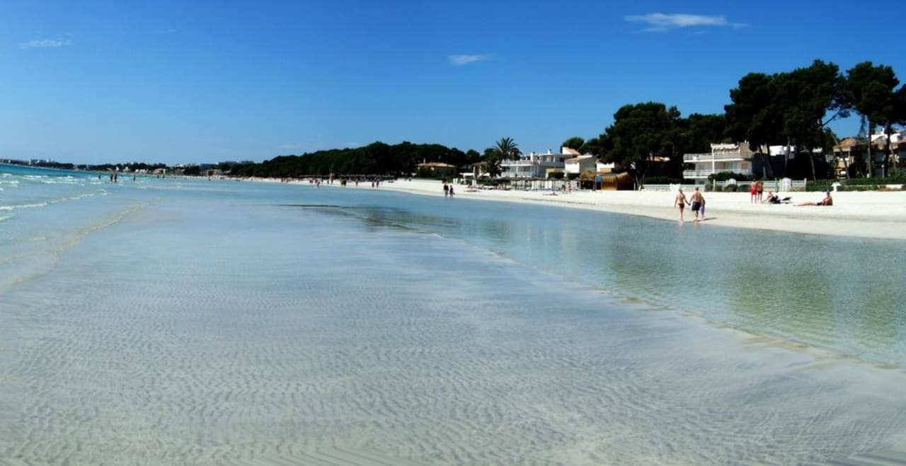 Strand beim Hotel Las Gaviotas Suites Hotel