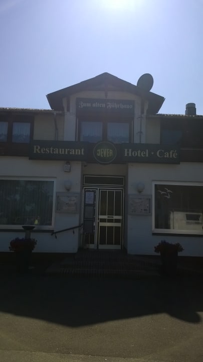 Außenansicht Hotel Zum Alten Fährhaus