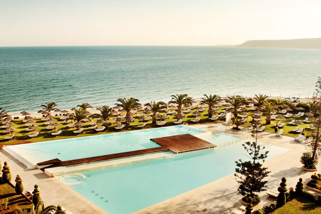 Pool The Ixian Grand & All Suites