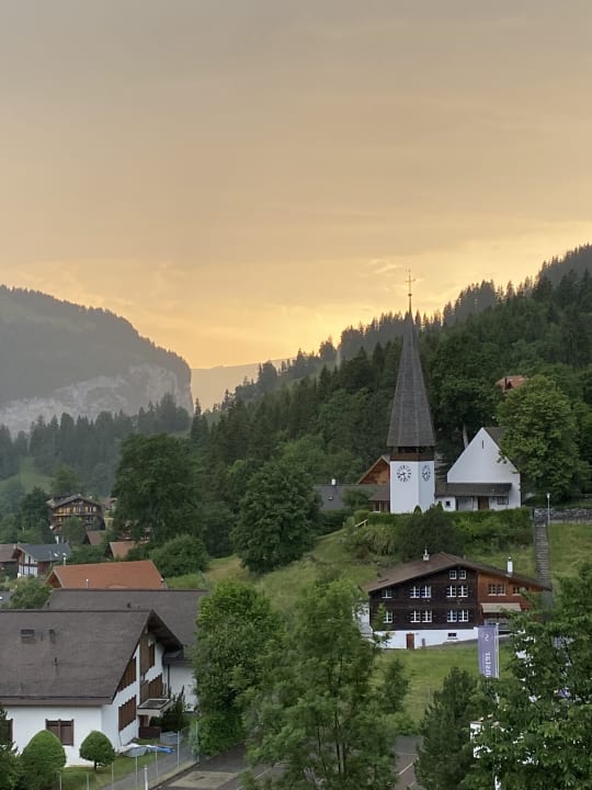 Ausblick Victoria Lauberhorn Wengen, a Faern Collection Hotel