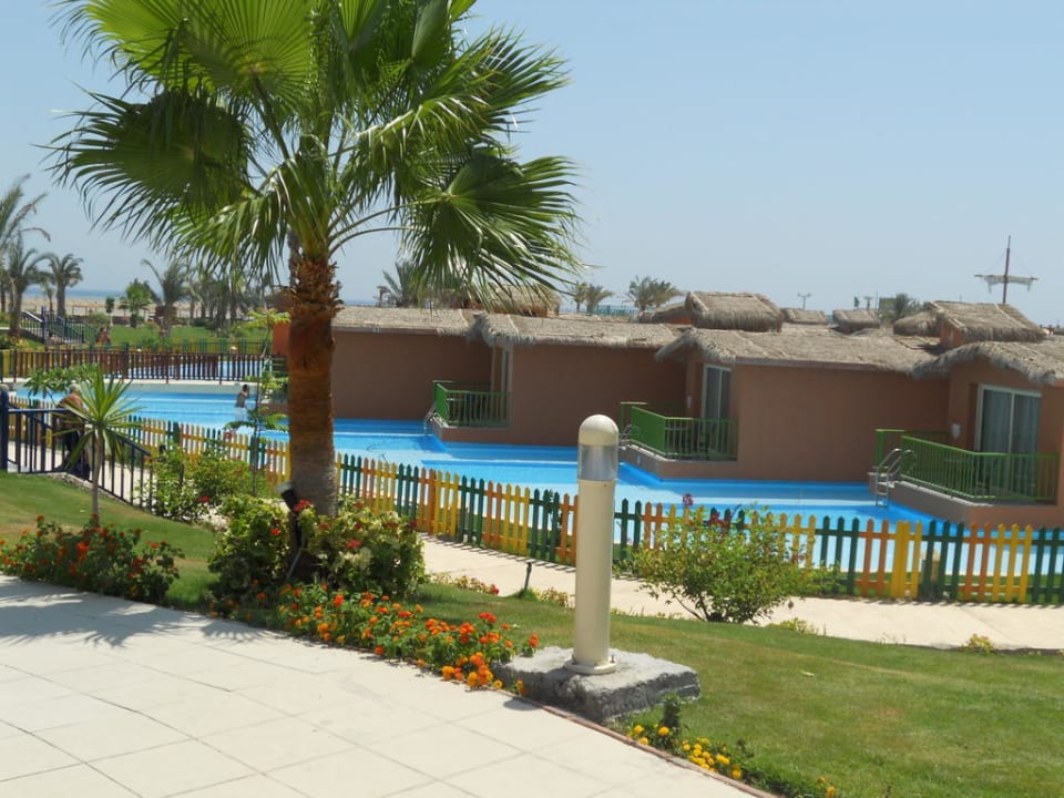 Bungalowy Hotel Titanic Palace