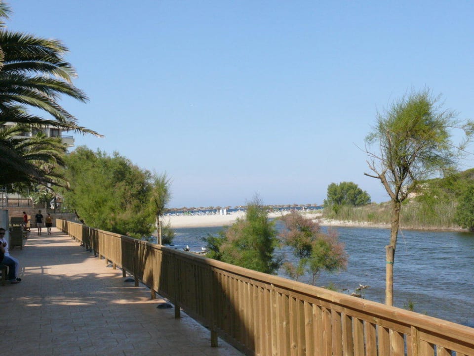 Strandweg in Richtung Bucht Hotel Exagon Park