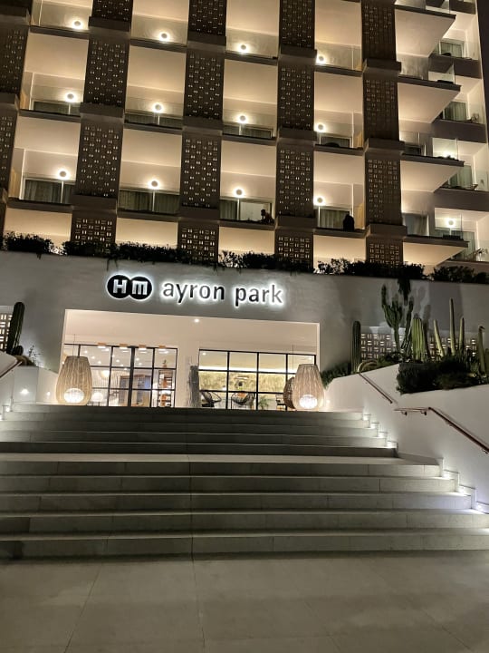 Außenansicht Hotel HM Ayron Park