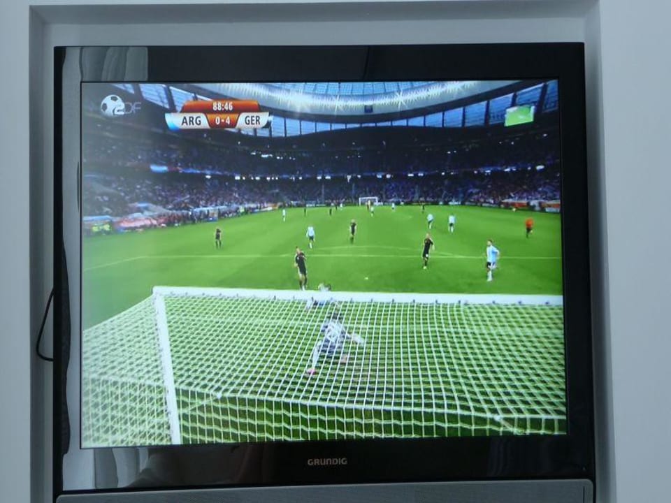 Fußball auf dem Großbildschirm Iberostar Waves Bahia de Palma