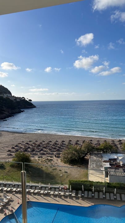 Ausblick Universal Hotel Castell Royal