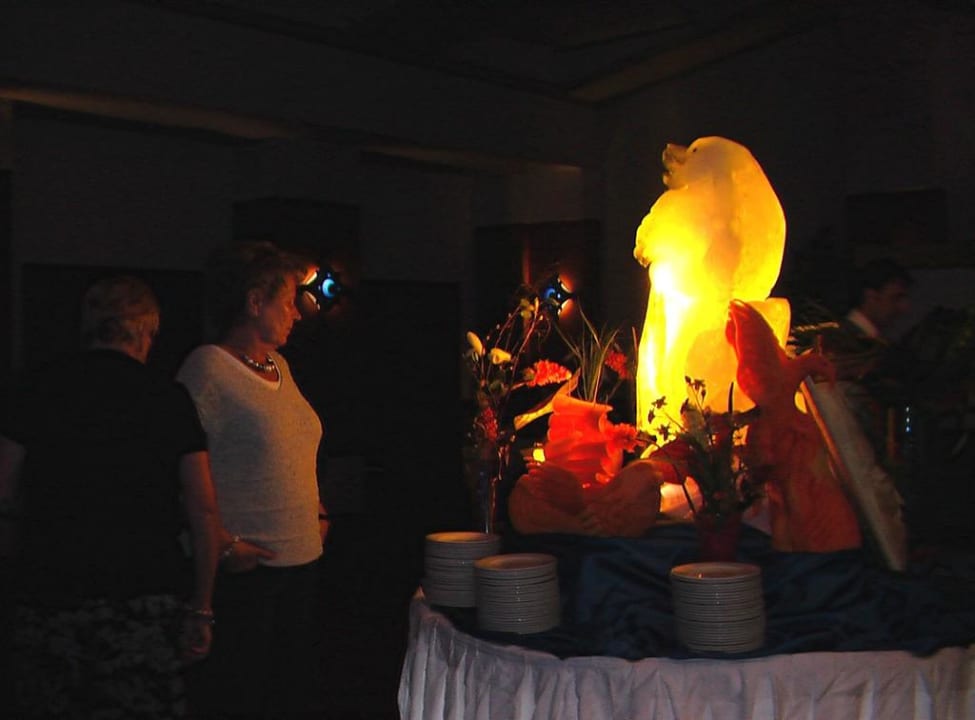 Speisen beim Tanzabend Limak Limra Hotel & Resort