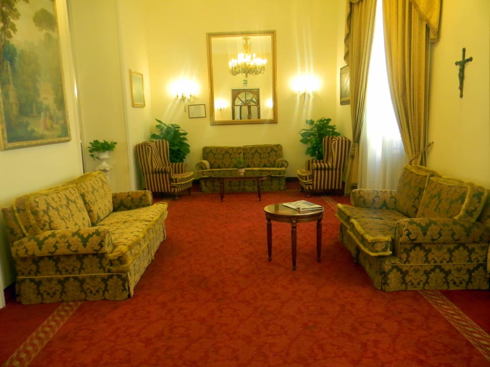 Lobby-Raum Hotel Pace Helvezia