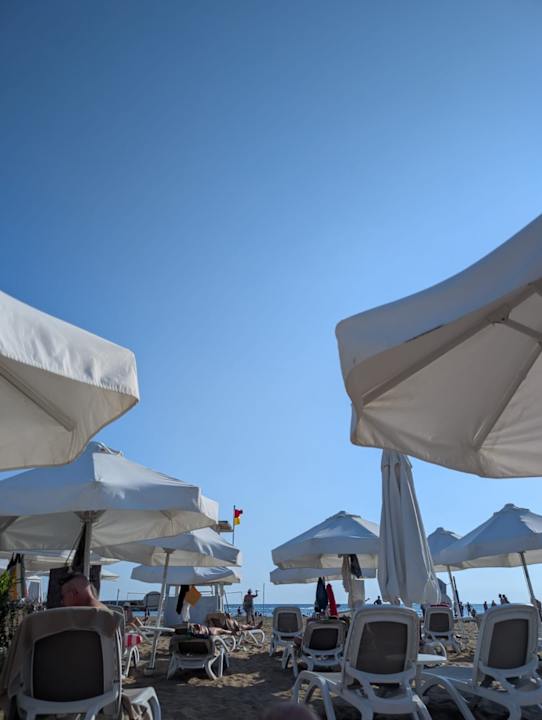 Strand Seashell Resort