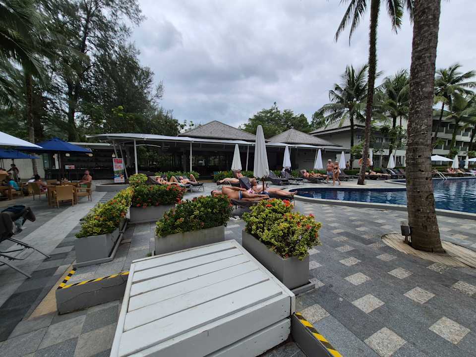 Pool X10 Khaolak Resort