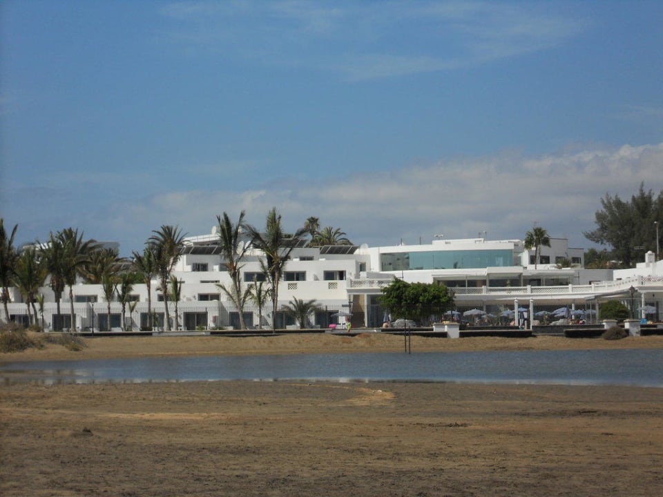Blick vom Strand Hotel Las Costas