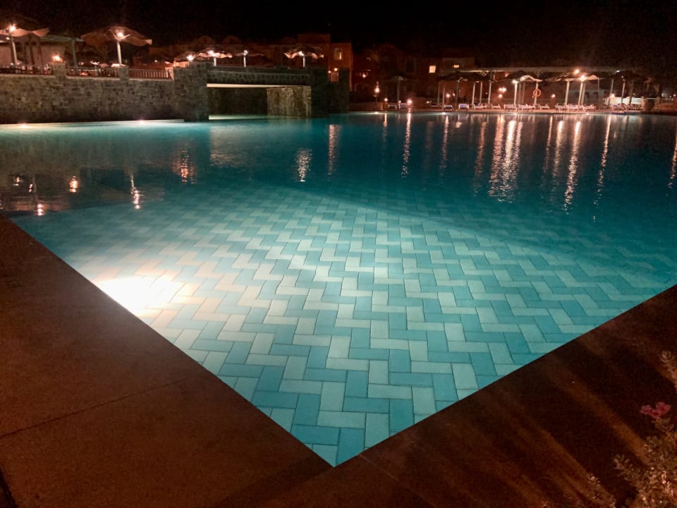 Pool Radisson Blu Resort, El Quseir