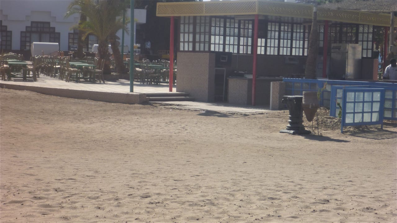 Strand Menaville Safaga