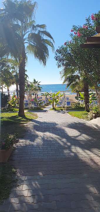 Strand Hotel Süral Resort