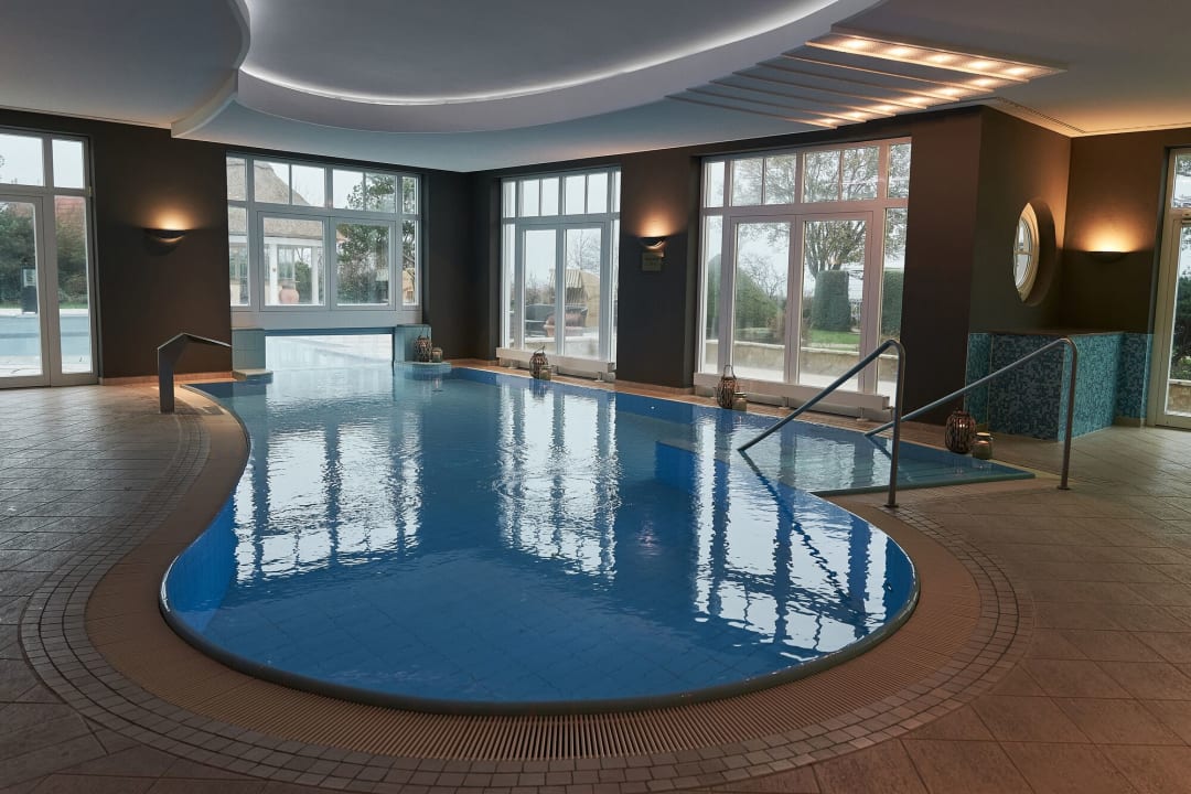 Pool A-ROSA Ostseehotel Kühlungsborn