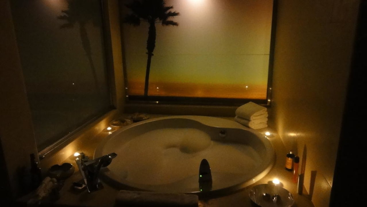 Whirlpool mit Kerzenschein Catalonia Royal Bavaro - Adults only