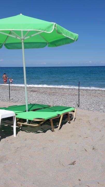 Edem Beach mit Schirmplatz für 4 Euro Nefeli Hotel Rethymno