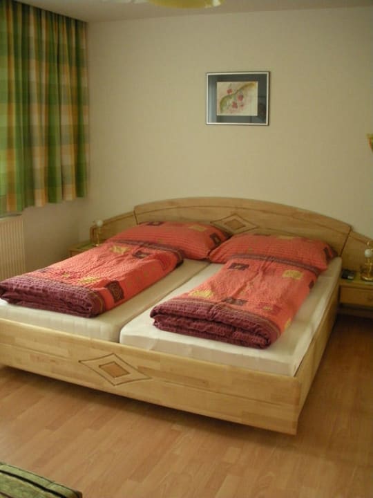 Ferienwohnung 2-7 Personen - Schlafzimmer Gästehaus Mühlbachl