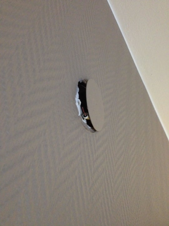 Wand mit Kabel Park Hotel Hamburg Arena