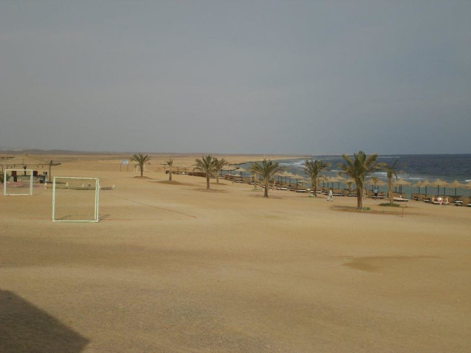 Strand und Beach Soccer Feld Three Corners Sea Beach Resort