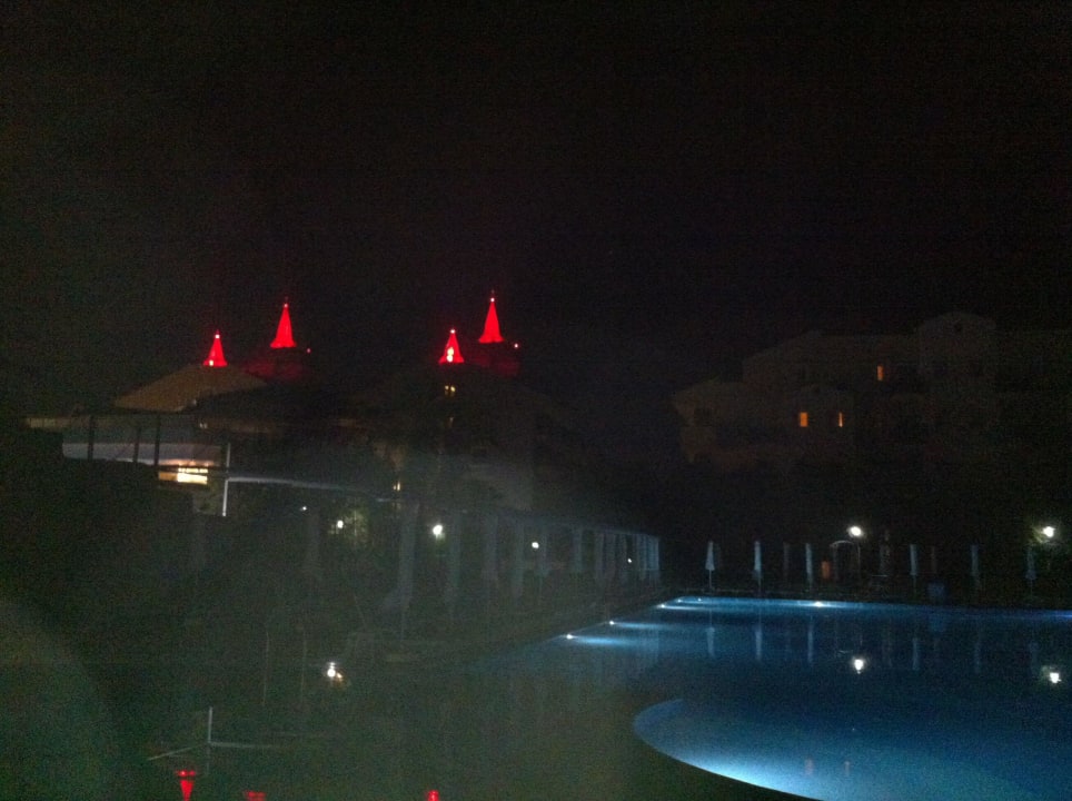 Bei Nacht , Außenanlage Belek Beach Resort Hotel