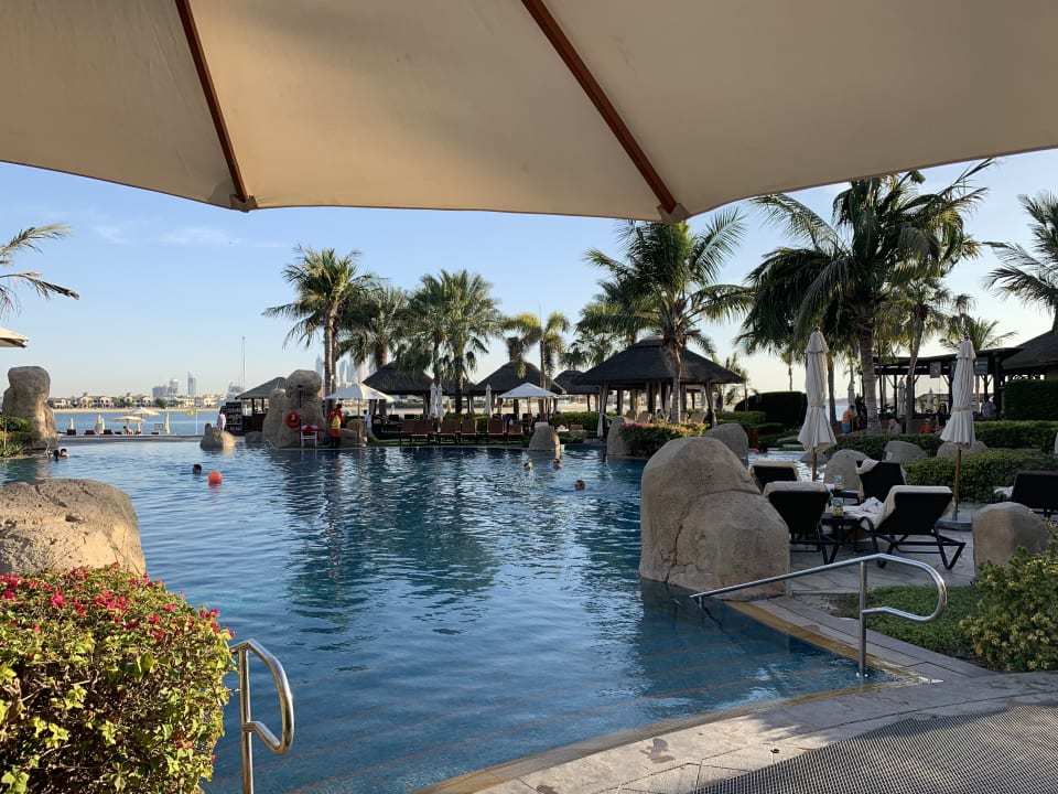 Pool Sofitel Dubai The Palm Resort & Spa