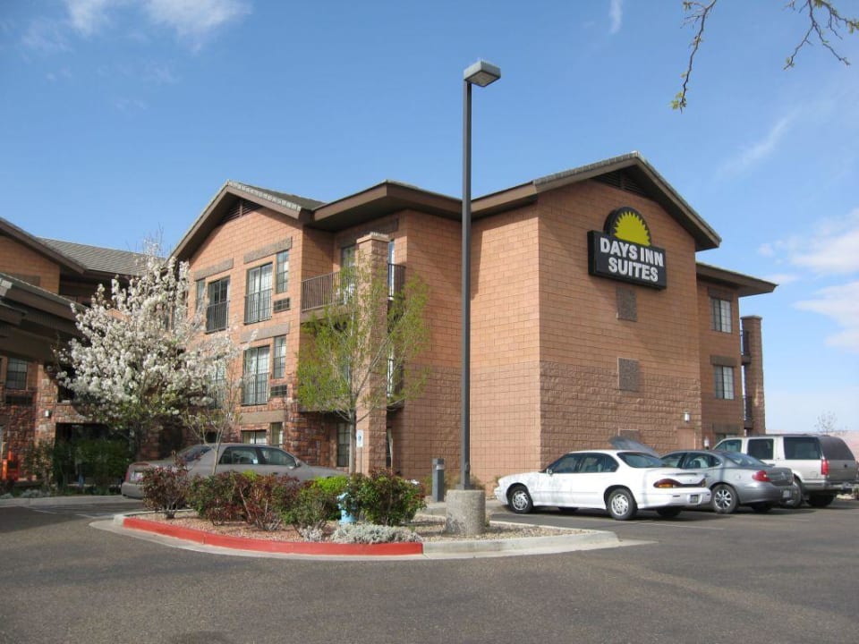 Hoteleingang Days Inn & Suites by Wyndham Page Lake Powell
