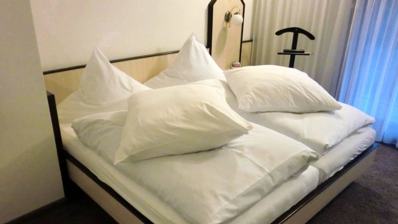 Schönes Doppelbett Hotel Abendroth
