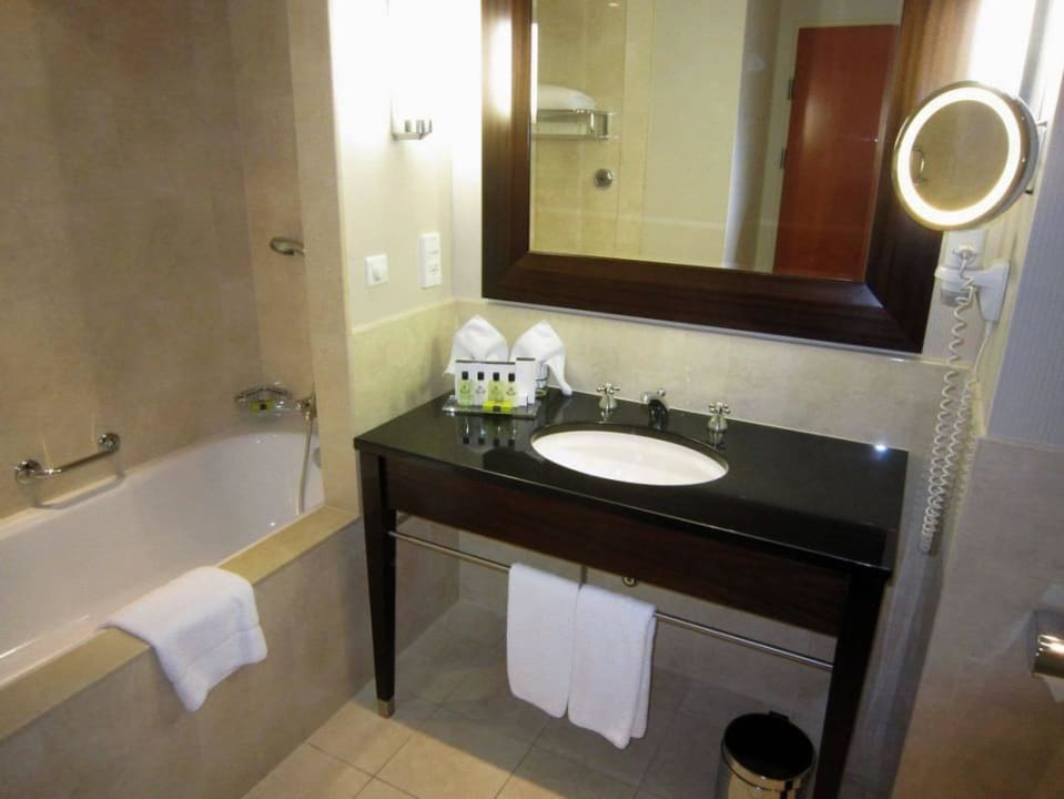 Club room #3709 InterContinental Warszawa