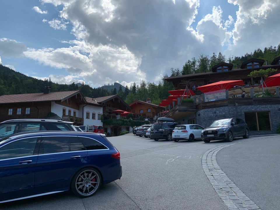 Außenansicht Hotel Feuriger Tatzlwurm