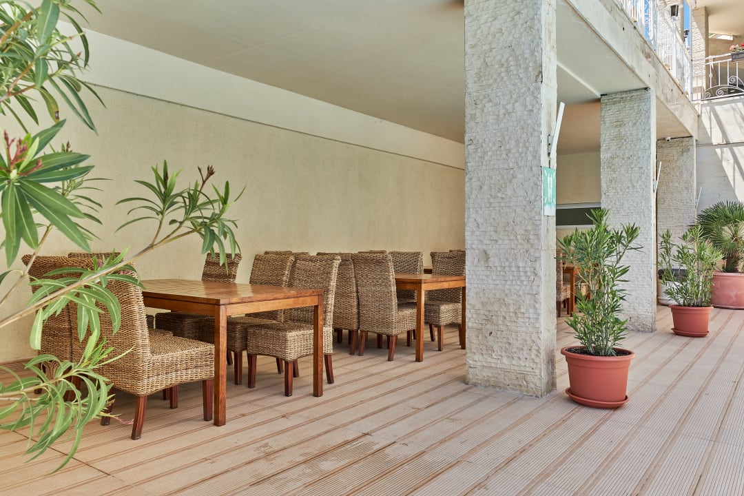 Gastro Hotel Bilyana Beach