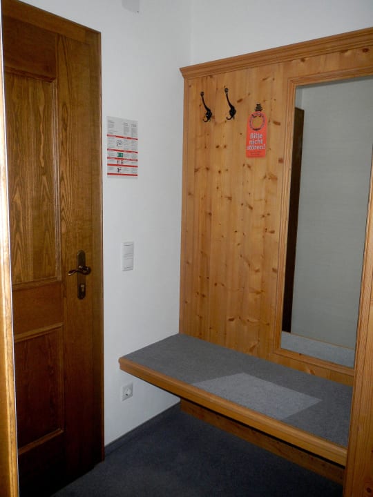 Garderobe Hotel - Wirts'haus Zum Schweizer