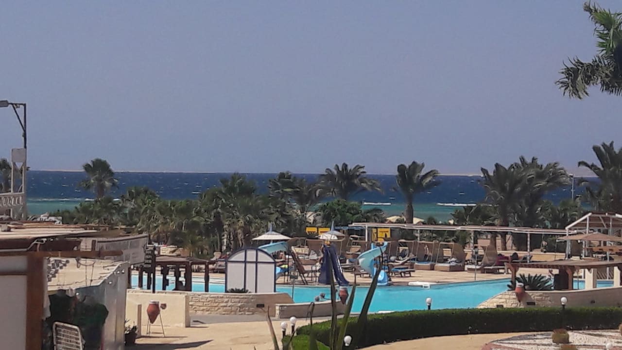 Gartenanlage Coral Sun Beach