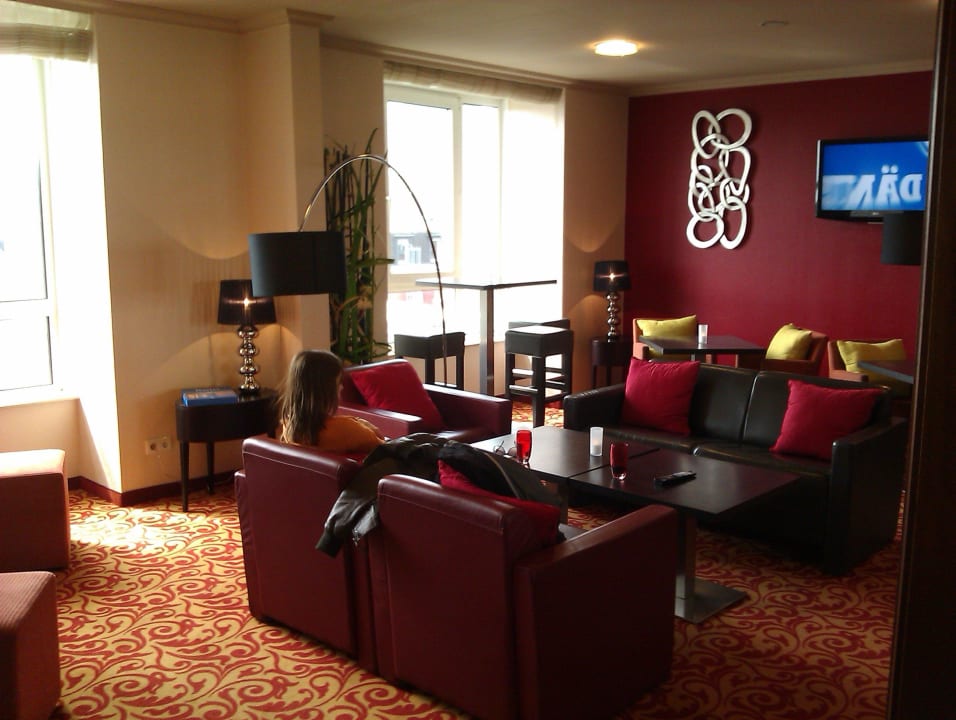 "First-Class-Lounge" Lindner Hotel Cologne City Plaza, part of JdV by Hyatt