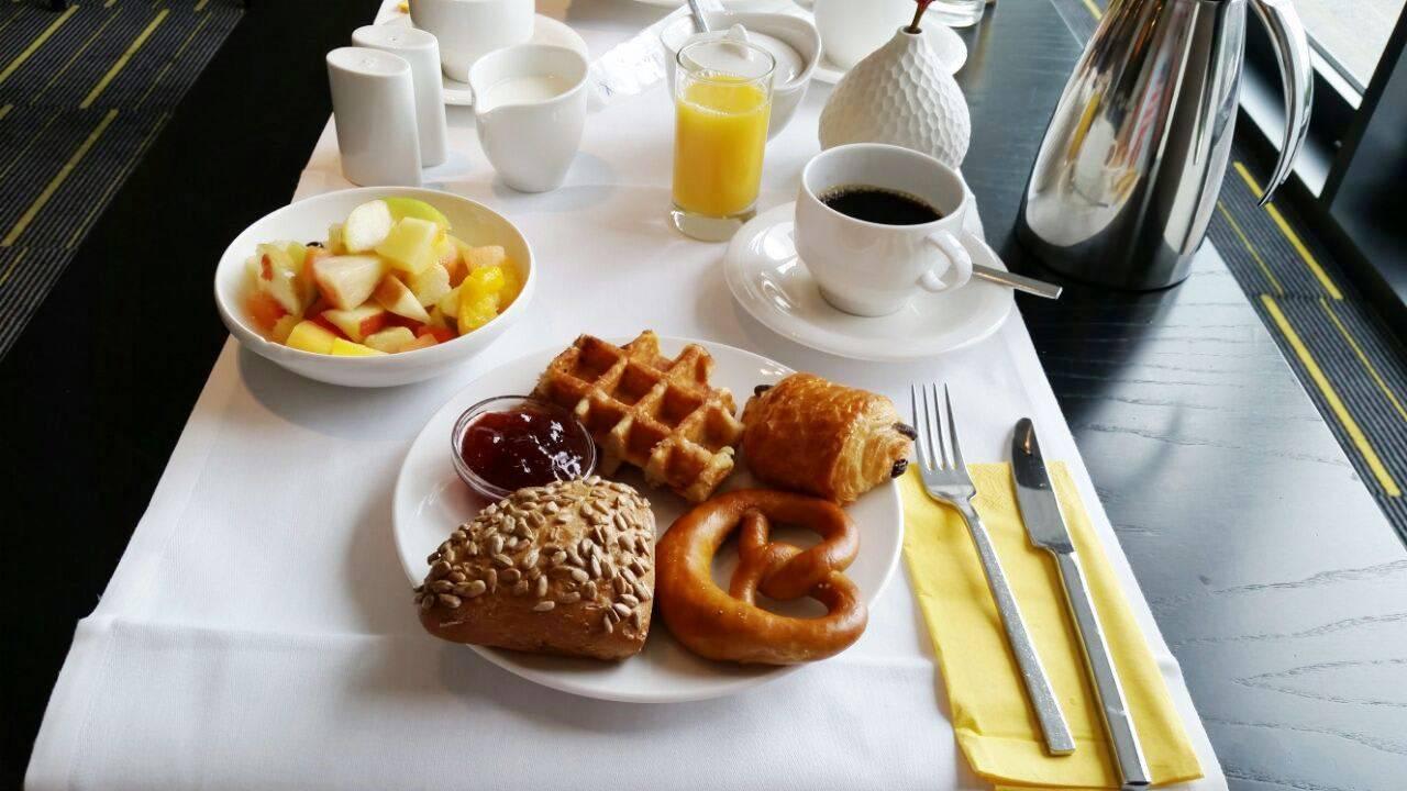 Frühstück ok ok Vienna House by Wyndham Andel's Berlin